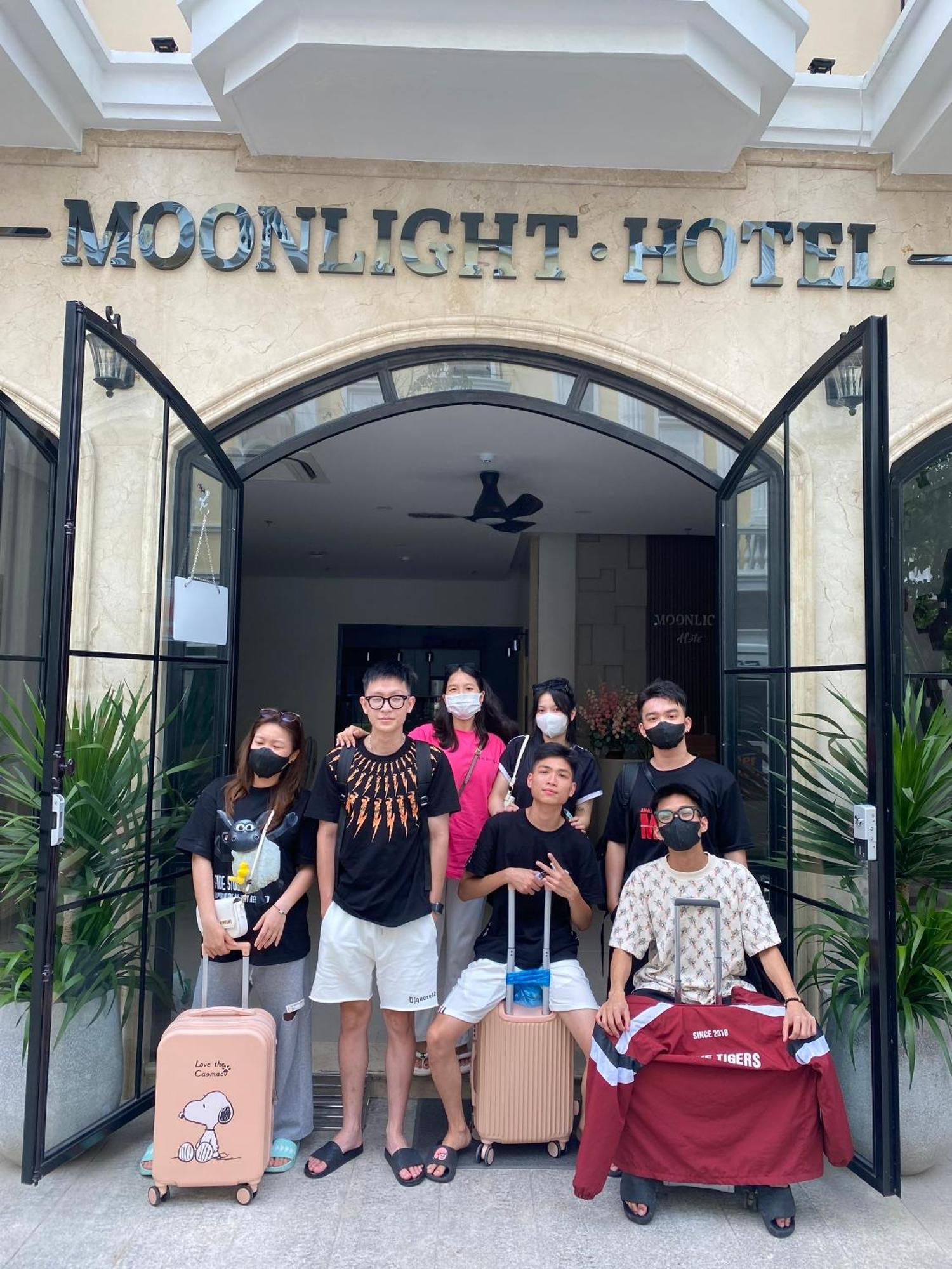 Moonlight Hotel 하롱 외부 사진